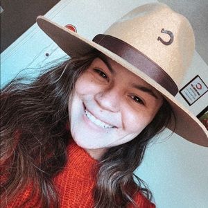 Meet your Posher, Krista